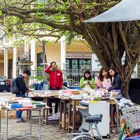 book selling in Hue