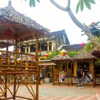 Hoi An - Old house and traditional huts