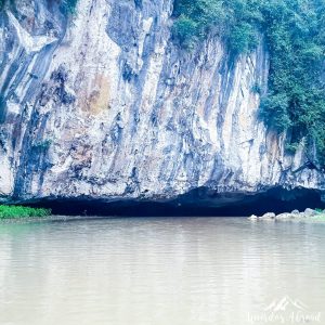 About to enter the river cave of Tam Coc