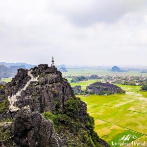 Tower on the Hang Múa mountain