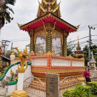 Wat Xieng Nyeun, next to the Red Cross