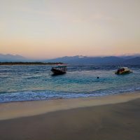 What a beautiful set up for a night dive!