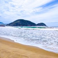 Praia do Cachadaço: impressive waves!