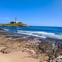 The lighthouse and the Bahia Naútico Museum