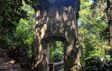 Tower with bridge in Parque Lage